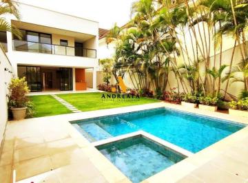 Casa · 320m² · 5 Quartos · 2 Vagas · Venda e Aluguel de Casa em Condomínio com 5 quarto(s), 4 suíte(s), 320 m², por aluguel de R$ 18 mil 