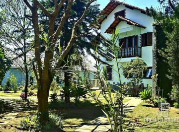 c17d564280fb7af762683c790acf4dd015398172 · Casa à venda, 460 m² por R$ 1.500.000,00 - Golfe - Teresópolis/RJ