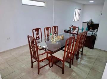 Casa · 160m² · 3 Quartos · Casa à venda - no Vila Renato (Zona Norte)