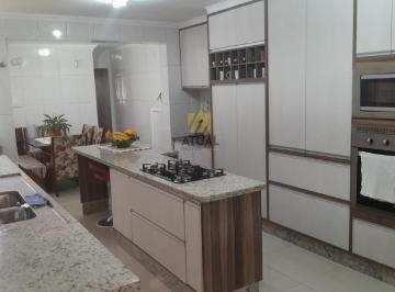 Casa · 150m² · 3 Quartos · 2 Vagas · Sobrado com 3 dorm sendo 1 suíte à venda em Parque das Árvores ZS