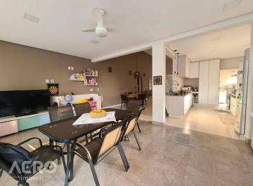 a03a937779ddd285b1b2ad59bc6a729a477ca644 · Casa Condomínio Colonial