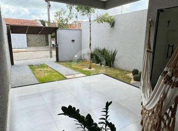 Casa · 98m² · 3 Quartos · 2 Vagas · Casa 3 quartos Veredas do Buritis