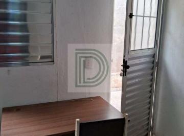 Casa · 500m² · 13 Quartos · 1 Vaga · Casa com 3 dormitórios, 1 vaga e mais 11 kitnetes no terreno.