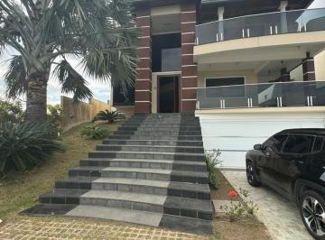 Foto 01 · CASA DUPLEX EM ALTO PADRÃO COM 5 QUARTOS A VENDA NO CONDOMÍNIO VIVERDE 1 EM RIO DAS OSTRAS RJ
