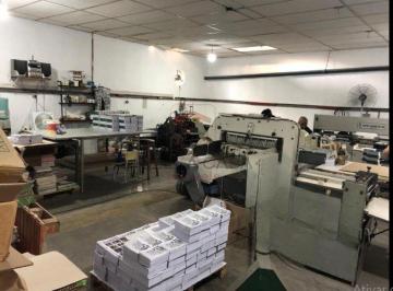 Comercial , São Paulo · Galpao bom para comercio e deposito