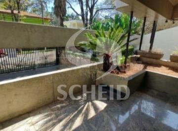 Casa · 557m² · 5 Quartos · 6 Vagas · Sobrado á venda na região do bolsão de interlagos.