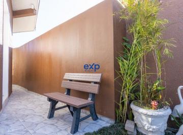 Casa · 72m² · 3 Quartos · 2 Vagas · Casa com 3 quartos no bairro Uberaba - Curitiba
