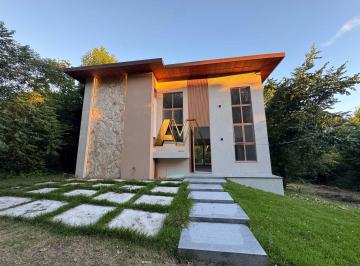 Casa · 261m² · 4 Quartos · 2 Vagas · Casa à venda no bairro Açu da Torre - Mata de São João/BA