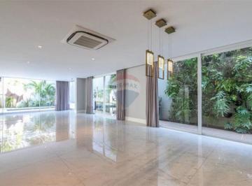 Casa · 600m² · 3 Quartos · 5 Vagas · Casa com 3 Suítes, 5 garagens 600 m² - Belíssima casa para  locação - R$ 45.000,00/mês - Granja Juli