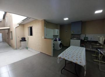 Casa · 147m² · 3 Quartos · Casa à venda - no Jardim Abaeté