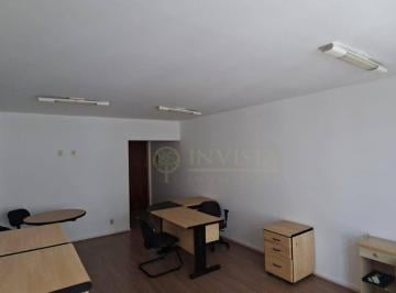 06e38026e4531d09156e2db61ee9674000b5edb4 · Sala comercial com 34 m² à venda no Centro de Florianópolis.