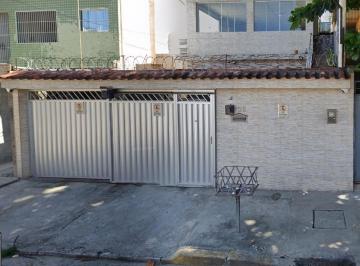 Casa de 3 quartos, Jaboatão dos Guararapes · CASA DUPLEX EM PRAZERES PERTO DO ARCO/MIX