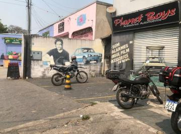 Comercial · 220m² · 6 Vagas · Prédio inteiro