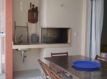 e23eba50b3f82868bebb11a6aa207ca5442af61a · Apartamento com acesso privativo para a Praia do Santinho.