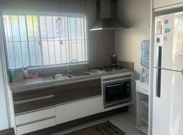 Casa · 2 Quartos · 1 Vaga · Casa à venda no bairro Fundos - Biguaçu/SC