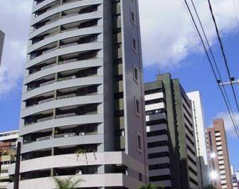 f979d7b0e6b5bdf049e9f416bc4658094f40ec01 · Apartamento com 2 dormitórios para alugar, 70 m² por R$ 3.610,68/mês - Meireles - Fortaleza/CE