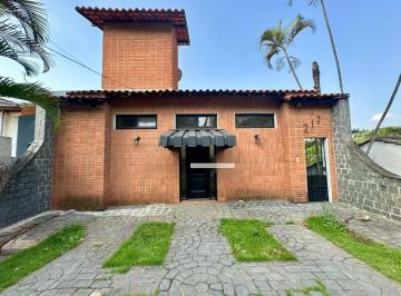 a452dbb1007363e7f819b44a1c04468fd19208a5 · Casa com 3 dormitórios à venda, 280 m² por R$ 1.349.000,00 - Arujázinho IV - Arujá/SP