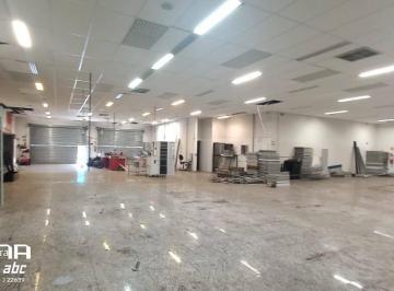 Comercial · 1450m² · 30 Vagas · Galpão com terreno de 1450m² vagas para mais de 30 carros