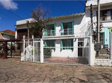 Casa · 253m² · 5 Quartos · 2 Vagas · Casa, Santana, Porto Alegre, RS
