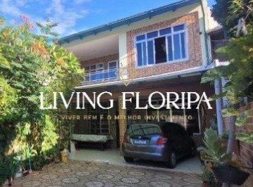 Casa · 182m² · 3 Quartos · Casa 3 Quartos a 50m da Praia à venda, 182m² Armação do Pântano