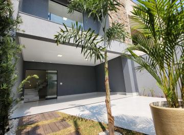 Casa de 3 quartos, Goiânia · Sobrado a venda com 3 suítes no Residencial Sevilha, Goiânia