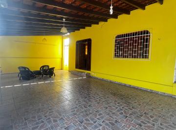 Casa de 3 quartos, Manaus · Casa com amplo quintal e localização excelente .