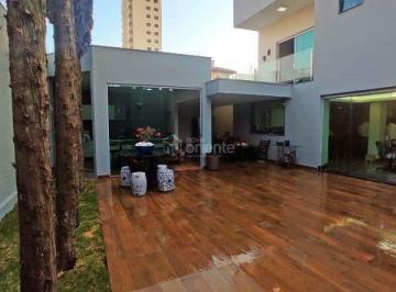 Casa · 400m² · 3 Quartos · 3 Vagas · Casa à venda, 3 quartos, 1 suíte, 3 vagas, Cafezal (Fausto Pinto da Fonseca) - Nova Serrana/MG