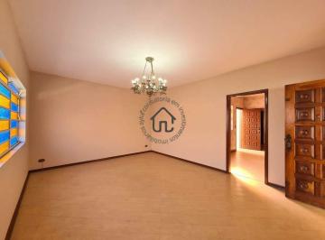 Casa · 192m² · 3 Quartos · 6 Vagas · Casa à venda no Centro de Vinhedo