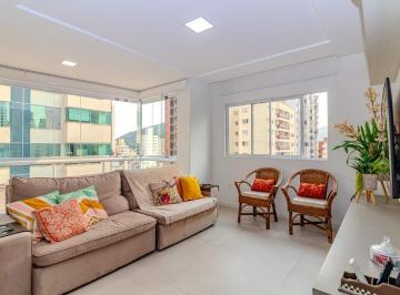Apartamento · 120m² · 3 Quartos · 2 Vagas · Apartamento à venda na 2ª Quadra de Balneário Camboriú com 3 suítes