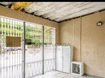 Casa · 120m² · 2 Quartos · Excelente oportunidade para investimentos