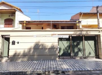 Casa · 450m² · 3 Quartos · 5 Vagas · Ótima casa no Jardim Europa