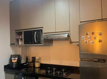 Apartamento · 50m² · 2 Quartos · 1 Vaga · Apartamento de 2 dormitórios com sacada - Bairro Club V