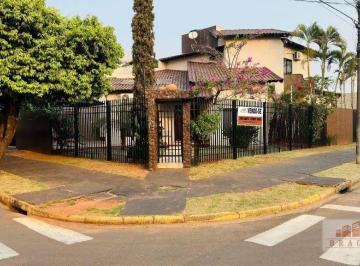 4205b340cc58cc174ef9e2e93eabe7f82c039044 · Casa com 3 dormitórios à venda, 227 m² por R$ 1.200.000,00 - Centro - Navirai/MS