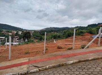 Terreno · 450m² · Terreno de 450m² localizado no bairro Fundos - Biguaçu - Sc
