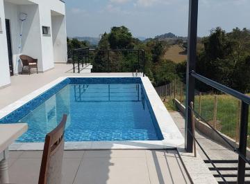 Casa de 2 quartos, Joanópolis · Casa em condominio
