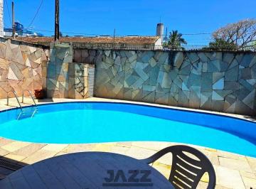 Casa · 401m² · 5 Quartos · 10 Vagas · Casa à Venda, com 5 suítes e a 50m da praia de Maitinga, Bertioga