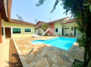 Casa · 326m² · 5 Quartos · 4 Vagas · Casa em Peruíbe