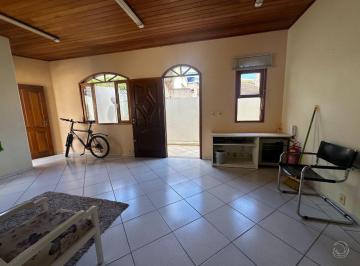 1 · Casa residencial com 4 quartos no Centro de Florianópolis