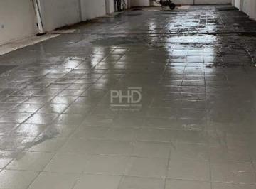 Comercial · 168m² · 2 Vagas · Excelente salão comercial 168mts Taboão São Bernardo do Campo 