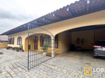3fe2b5b23957a3543bad1fc72f22523245e3d955 · Casa à venda, 310 m² por R$ 1.100.000,00 - Água Verde - Blumenau/SC