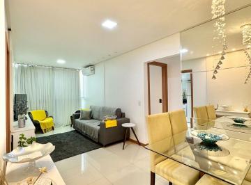 Apartamento · 69m² · 2 Quartos · 1 Vaga · Lindo Apartamento de 02 Quartos em Itapuã com Varanda e Lazer Completo!