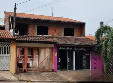 Fachada · Casa à venda no bairro Caxambu em Jundiaí - SP