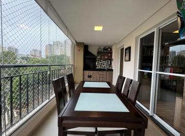 Apartamento de 3 quartos, São Paulo · Lindo apartamento com varanda gourmet , 2 vagas de garagem e 1 depósito.