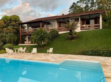 Casa de 4 quartos, Teresópolis · Paraíso na Serra, lareira, piscina, jardim e churrasqueira