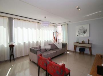 Casa · 110m² · 3 Quartos · 8 Vagas · Casa à Venda - Olaria, 3 Quartos,  110 m² - Rio de Janeiro