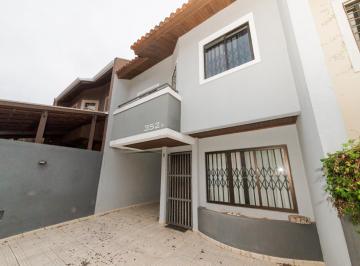 Casa de 3 quartos, Curitiba · Sobrado frente rua 03 dormitórios 01 suíte 041 99710 46 52