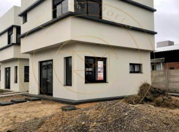 202409301747386943.jpg · Casa para Venda em Rio Grande, Cassino, 2 dormitórios, 2 banheiros