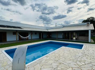 ef49b13274aee63135e8b94680b2d56474f4541f · Chácara com 3 suítes à venda, 1000 m² por R$ 880.000 - Residencial Pinheiros do Lago - Alambari/SP