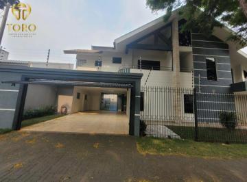 Casa · 329m² · 1 Quarto · 4 Vagas · VENDA | Sobrado, com 1 dormitórios em Zona 03, Maringá