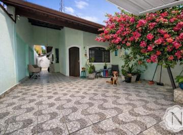 Casa · 76m² · 2 Quartos · 2 Vagas · Casa a 400 metros da praia no Suarão 